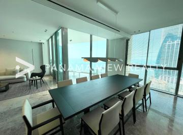Apartamento · 360m² · 3 Recámaras · 2 Estacionamientos · Pacific Point / Punta Pacifica / Venta
