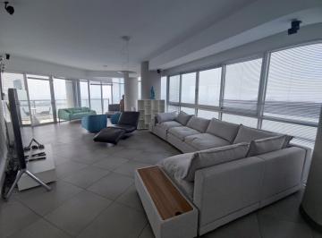 Apartamento de 2 habitaciones, Panamá · Se Vende Apartamento Amoblado en PH Yatch Club Av Balboa