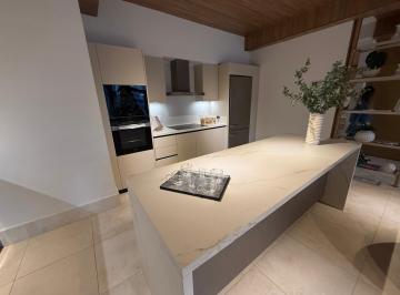 Apartamento · 153m² · 3 Recámaras · 1 Estacionamientos · Sea Confiable Vende Apartamento en PH Oceana 3 Recamaras