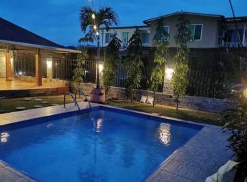 Casa · 400m² · 5 Recámaras · 1 Estacionamientos · Alquiler Casa Villa Zaita