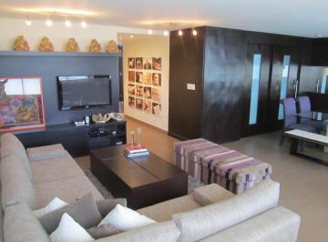 Apartamento de 3 habitaciones, Panamá · Apartamento Amoblado de 3 Recamaras en Obarrio Remodelado Moderno