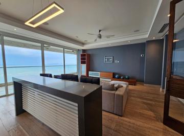 Apartamento de 5 habitaciones, Panamá · Penthouse 5r5.5b5p Lujoso Amplio Vista a Mar Linea Blanca en PH Marea Cde 7000