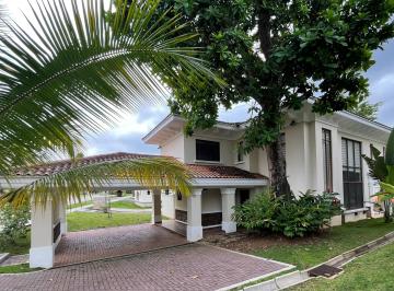 Casa · 280m² · 4 Recámaras · 2 Estacionamientos · Venta de Casa en Clayton - Los Senderos de Caminos de Cruces