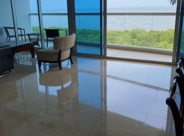 Apartamento de 3 habitaciones, Panamá · Apartamento de 3 Recamaras Frente Al Mar en Costa del Este