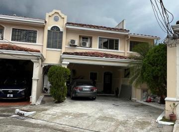 Casa de 4 habitaciones, Panamá · Betania: Hermosa Casa en Residencial Privado