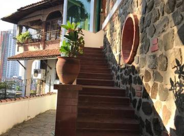 Casa · 353m² · 4 Recámaras · 3 Estacionamientos · Casa en La Cresta