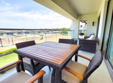 Apartamento de 3 habitaciones, San Carlos · Apartamento con 3 Recamaras Amoblado en Casamar