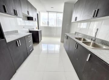 Apartamento de 3 habitaciones, Panamá · El Cangrejo - The Forum: Cómodo, Cerca Parque, 177 m² Apto de 3 Habitaciones