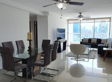 Apartamento · 131m² · 3 Recámaras · 2 Estacionamientos · Se Vende Apartamento en Obarrio en El Edificio Riverpark