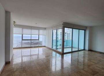 Apartamento · 226m² · 3 Recámaras · 2 Estacionamientos · Alquiler Apartamento en Costa del Este, Edificio Titanium