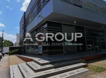 Local comercial · 204m² · Obarrio - Plaza Strip 58 - Se Alquila Local Comercial