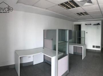 Oficina comercial · 66m² · 1 Estacionamientos · Oficina en Twist Tower - Obarrio