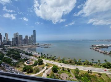 Apartamento de 2 habitaciones, Panamá · Apartamento de 2 Recamaras en Av Balboa con 2 Parking y Maletero
