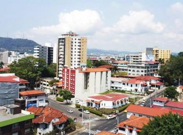 Apartamento · 80m² · 2 Recámaras · 1 Estacionamientos · Venta de Apartamento en Azurre PH 42, Bella Vista