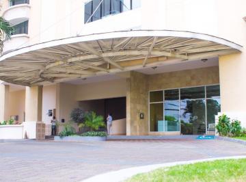 Apartamento de 3 habitaciones, Panamá · Se Vende en PH Costa Pacifica Torre 300