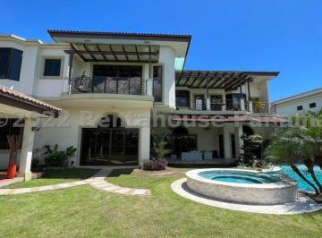 Casa de 5 habitaciones, Panamá · Exclusiva Mansión de 1545 m² con 5 Recámaras en Venta en Santa María Golf & Country Club