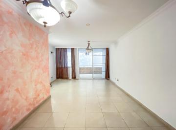Apartamento · 117m² · 3 Recámaras · 2 Estacionamientos · Se Vende Apartamento en Bella Vista, Bella Vista