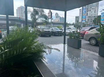 Local comercial · 91m² · 2 Estacionamientos · Local Comercial en San Francisco 110 m² Via Porras Principal