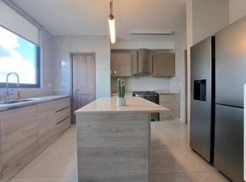 Apartamento · 186m² · 3 Recámaras · 2 Estacionamientos · PH Prestige 186 m², Bella Vista $498,000