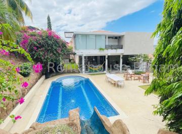 Casa de 5 habitaciones, Panamá · Venta de Casa Glamorosa en PH Fuente del Fresno, Altos de Panamá 26 - 6164gg