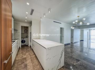 Apartamento de 2 habitaciones, Panamá · Apartamento en Venta en Av Balboa