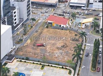 Terreno / Lote , Panamá · Terreno de 4228 m² en Venta en Condado del Rey