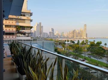 Apartamento de 2 habitaciones, Panamá · Apartamentos en Av Balboa Frente Al Mar