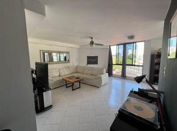 Apartamento de 3 habitaciones, Panamá · Marbella, Coral Plaza Amoblado 3rec,150 m² $200k