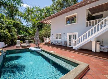 Casa · 350m² · 4 Recámaras · 4 Estacionamientos · Casa en Alquiler en Herrick Heights Ancon