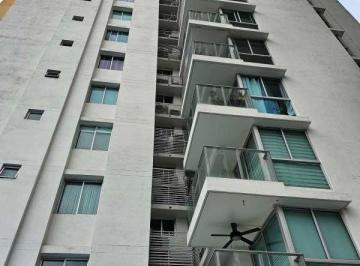 Apartamento de 2 habitaciones, Panamá · Apartamento Amoblado en Carrasquilla con Entrada Directa Al Parque Omar
