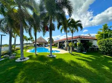 Casa · 369m² · 3 Recámaras · 2 Estacionamientos - IMPERIAL PM&RE · Venta de Casa en Vista Mar Resort, San Carlos, 1,471 m² de Terreno y 369 m² de Construcción