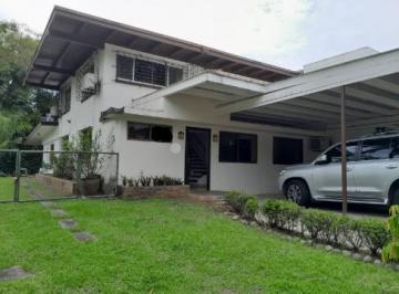 Casa de 4 habitaciones, Panamá · Casa en Cardenas Area del Cana, Detrás de Embajada Us, con Garita de Seguridad