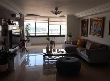 Apartamento · 200m² · 3 Recámaras · 2 Estacionamientos · Venta: 3 Habitaciones en PH Mirador del Cangrejo