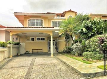 Casa · 430m² · 4 Recámaras · 4 Estacionamientos · Venta: Duplex 4 Recámaras en El Avance, Betania
