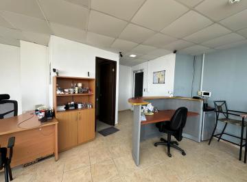 Oficina comercial , Panamá · Oficina en Av Balboa | 50 m² | Venta y Alquiler