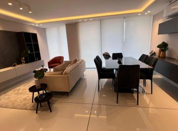 Apartamento de 3 habitaciones, Panamá · Apartamento de 3 Recamaras en El Cangrejo