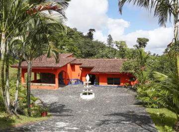 Casa de 5 habitaciones, Chame · Amplia Casa de Campo en Venta en Altos del María