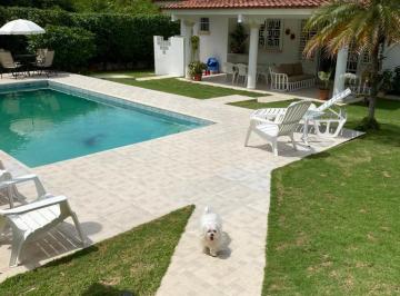 Casa · 1536m² · 3 Recámaras · 3 Estacionamientos · Venta: Casa en Coronado, Las Quintas