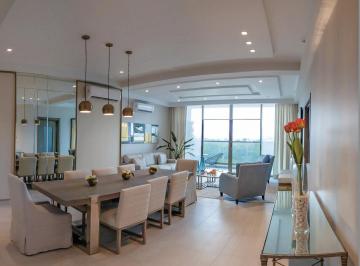 Apartamento · 218m² · 3 Recámaras · 2 Estacionamientos · Park View - Costa del Este