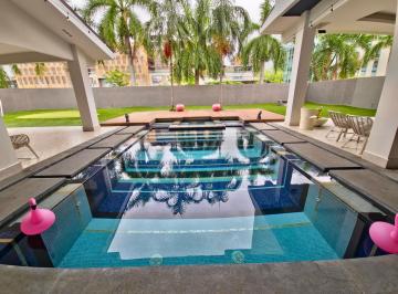 Casa de 5 habitaciones, Panamá · Costa del Este | PH Paseo del Parque | Venta