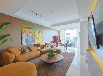 Apartamento de 4 habitaciones, Panamá · Venta de Apartamento en Santa María, PH Guayacán, 370 m²