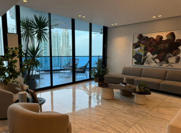 Apartamento · 320m² · 3 Recámaras · 3 Estacionamientos · Lujoso Apartamento Amoblado en Ocean Front - 6525da