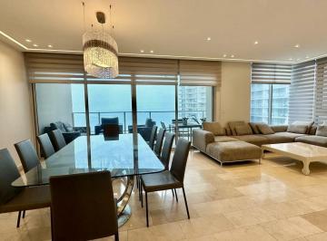 Apartamento · 266m² · 3 Recámaras · 2 Estacionamientos · Apartamento Amoblado en Pacific Village - 6526da