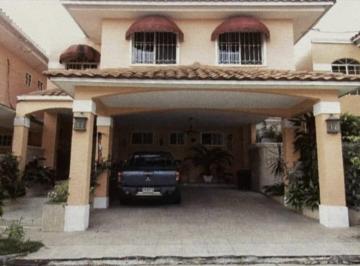 Casa de 4 habitaciones, Panamá · Se Vende Casa Altos del Bosque, Tumba Muerto