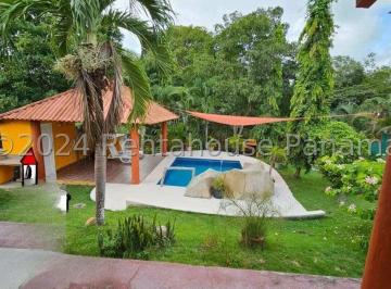 Casa de 3 habitaciones, Panamá · Casa en Venta en El Espino
