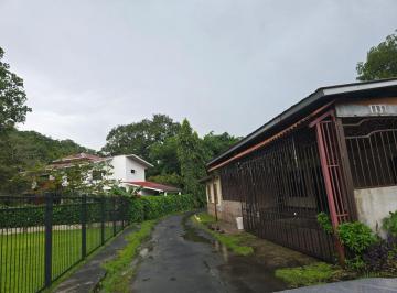 Casa de 3 habitaciones, Panamá · Vendo Casa con Patio en Ancon Paraiso Area Segura