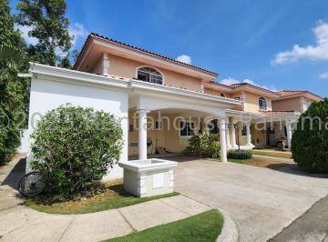 Casa de 4 habitaciones, Panamá · Venta de Casa Privilegiada en PH Palmeras del Este, Costa del Este 25 - 997gg