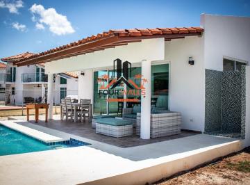 Casa de 4 habitaciones, Chame · Venta de Casa en Malibu Hills - Nueva Gorgona