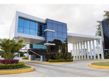 Local comercial · 393m² · 4 Estacionamientos · Venta Local Comercial 393 m² - Panama Viejo Business Center