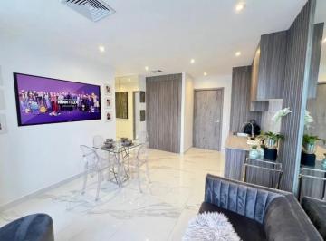 Apartamento de 1 habitación, Panamá · Venta de Apartamento en Bella Vista, PH Amazonas, 43 m²